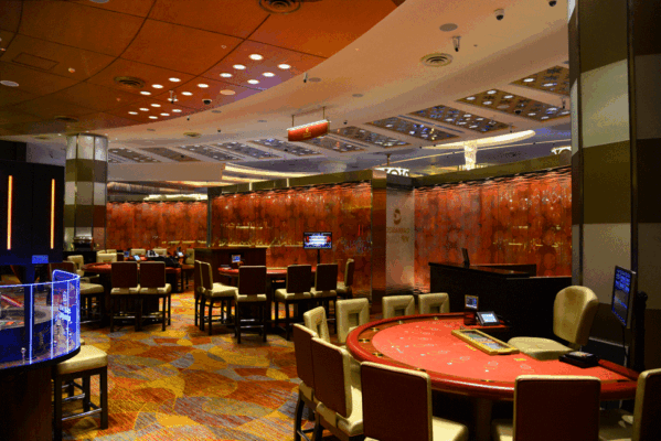 FLB-DISEÑO-&-ARQUITECTURA-DE-INTERIORES-CARRASCO-CASINO-650-PX-01